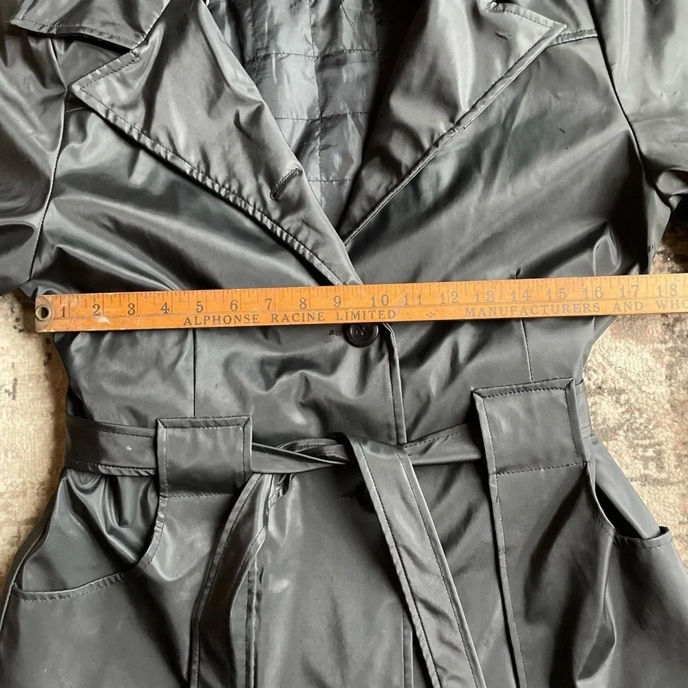 Vintage Y2K Black Belted Jacket - Picture 4 of 4